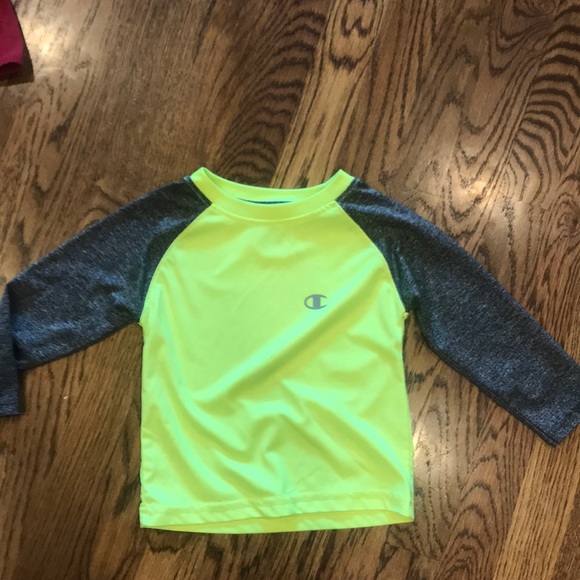 Shirts - Picture 4 of 4